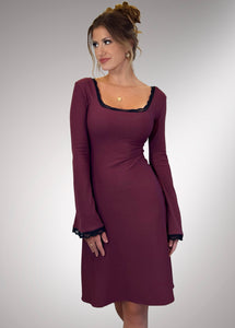 Flared sleeve burgundy dress with black lace